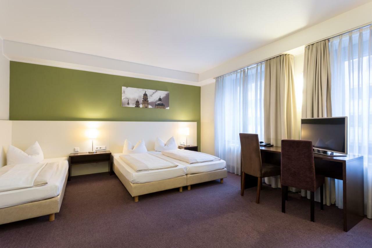 Hotel Dolomit Monaco di Baviera Esterno foto